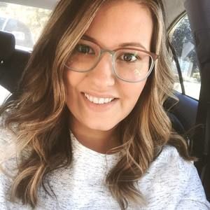 Meet your Posher, Holly